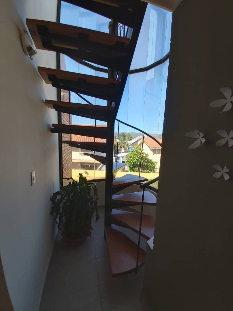 Stunning Townhouse in Mañongo